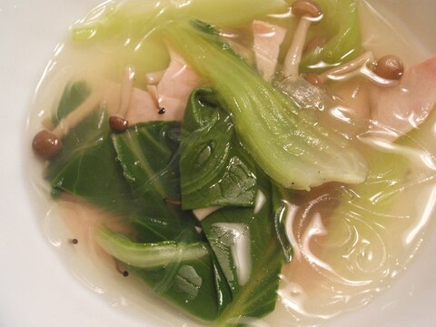 チンゲン菜とハムの春雨スープ